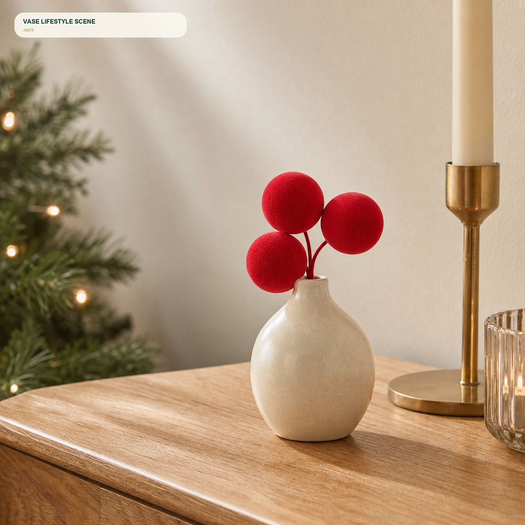 J6078 vase lifestyle scene